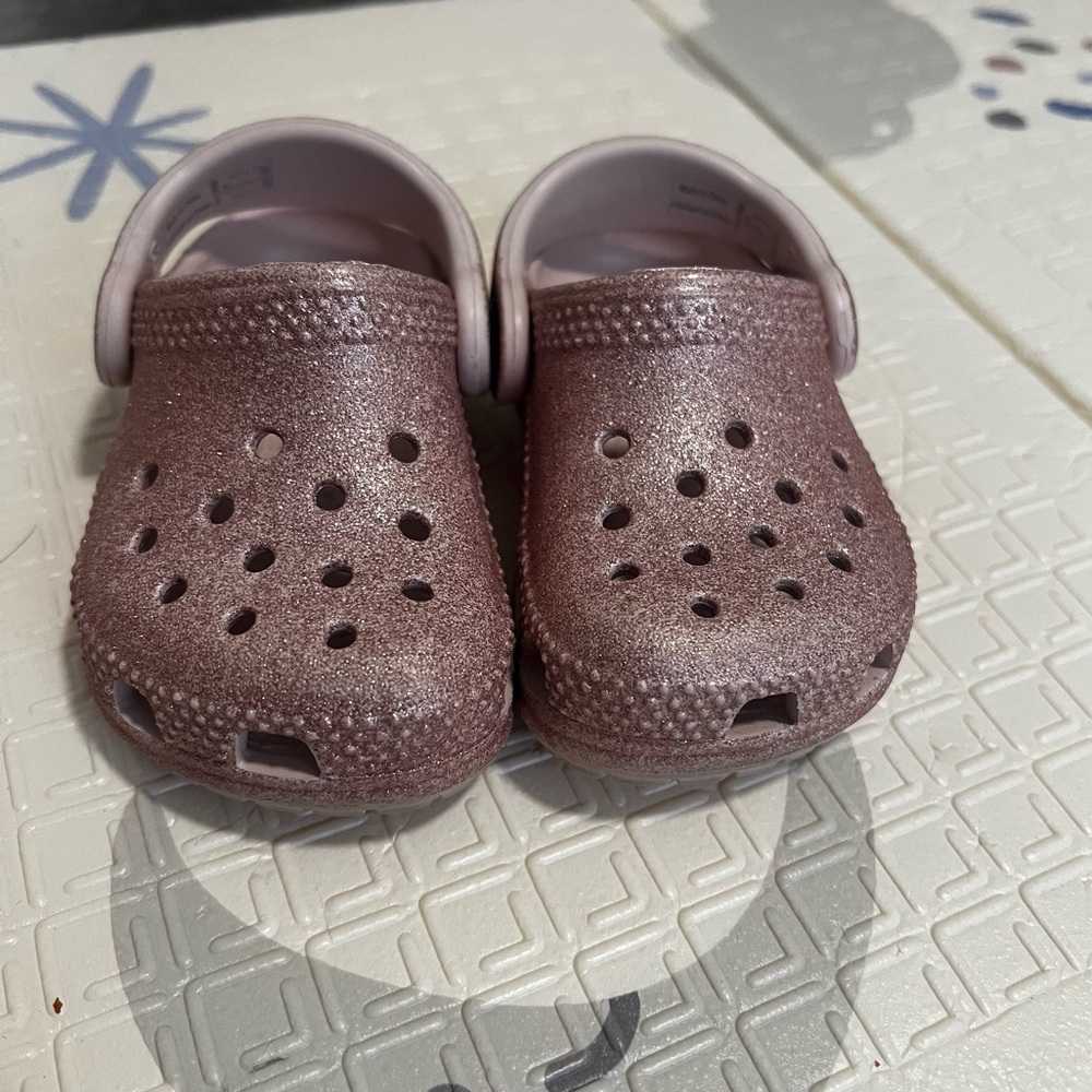 Like New baby crocs